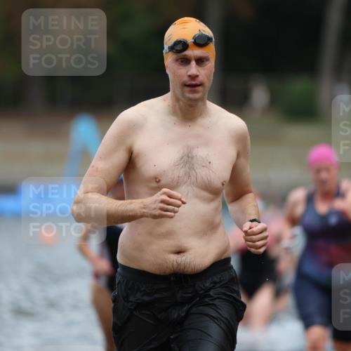14.09.2025 - Stadtparktriathlon Michael Strokosch http://msf.ph/oto/8875142 14.09.2025 12:53:34 Schwimmen 1423, 1425, 1427, 1432, 1436, 1439, 1453, 1498, 1518 meine-sportfotos.de