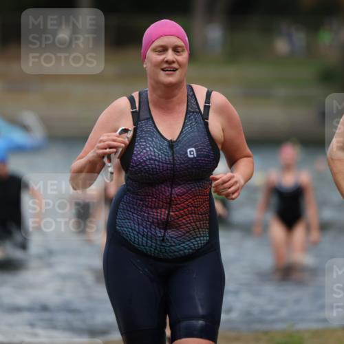 14.09.2025 - Stadtparktriathlon Michael Strokosch http://msf.ph/oto/8875155 14.09.2025 12:53:37 Schwimmen 1423, 1425, 1427, 1436, 1450, 1453, 1497, 1518 meine-sportfotos.de