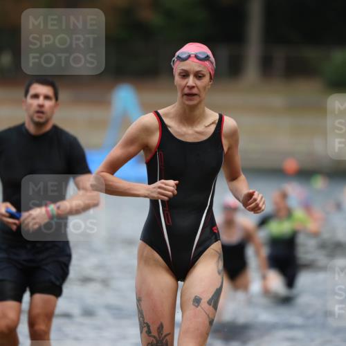 14.09.2025 - Stadtparktriathlon Michael Strokosch http://msf.ph/oto/8875186 14.09.2025 12:53:46 Schwimmen 1436, 1450, 1456, 1467, 1497 meine-sportfotos.de