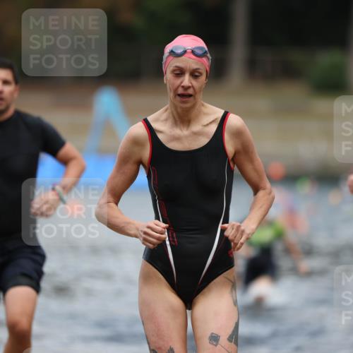 14.09.2025 - Stadtparktriathlon Michael Strokosch http://msf.ph/oto/8875189 14.09.2025 12:53:46 Schwimmen 1436, 1450, 1456, 1467, 1497 meine-sportfotos.de