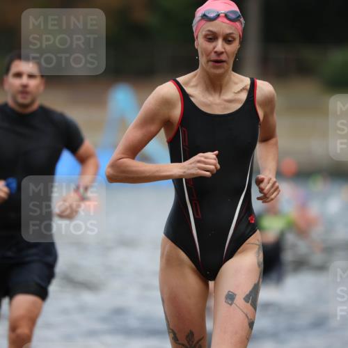14.09.2025 - Stadtparktriathlon Michael Strokosch http://msf.ph/oto/8875190 14.09.2025 12:53:46 Schwimmen 1436, 1450, 1456, 1467, 1497 meine-sportfotos.de