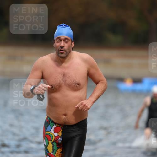 14.09.2025 - Stadtparktriathlon Michael Strokosch http://msf.ph/oto/8875246 14.09.2025 12:54:15 Schwimmen 1462, 1473, 1480, 1506, 1515 meine-sportfotos.de