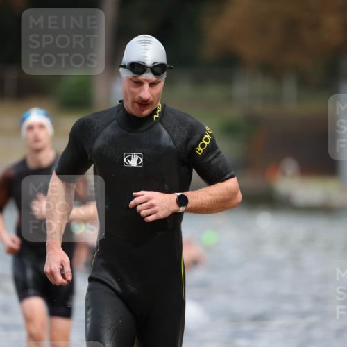 14.09.2025 - Stadtparktriathlon Michael Strokosch http://msf.ph/oto/8875253 14.09.2025 12:54:16 Schwimmen 1462, 1473, 1480, 1506, 1515 meine-sportfotos.de