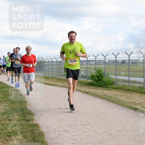14.09.2025 - Airport Race Dr. Thomas Lammeyer http://msf.ph/oto/8875267 14.09.2025 12:20:05 Laufen 1122, 82, 1578 meine-sportfotos.de