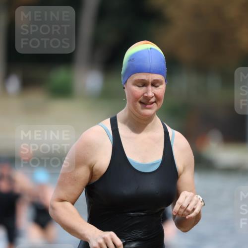 14.09.2025 - Stadtparktriathlon Michael Strokosch http://msf.ph/oto/8875286 14.09.2025 12:54:26 Schwimmen 1462, 1465, 1484, 1506, 1507, 1519 meine-sportfotos.de