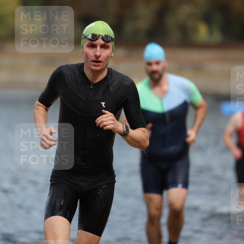 14.09.2025 - Stadtparktriathlon Michael Strokosch http://msf.ph/oto/8875307 14.09.2025 12:54:35 Schwimmen 1434, 1447, 1465, 1471, 1484, 1507, 1519 meine-sportfotos.de