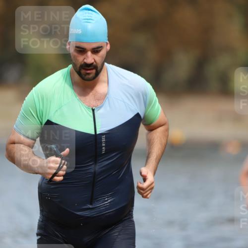 14.09.2025 - Stadtparktriathlon Michael Strokosch http://msf.ph/oto/8875312 14.09.2025 12:54:37 Schwimmen 1434, 1437, 1447, 1465, 1471, 1484, 1507, 1519 meine-sportfotos.de