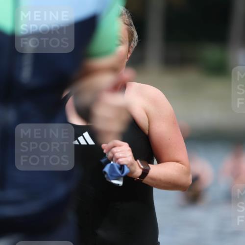 14.09.2025 - Stadtparktriathlon Michael Strokosch http://msf.ph/oto/8875322 14.09.2025 12:54:39 Schwimmen 1434, 1437, 1447, 1465, 1471, 1507, 1519 meine-sportfotos.de