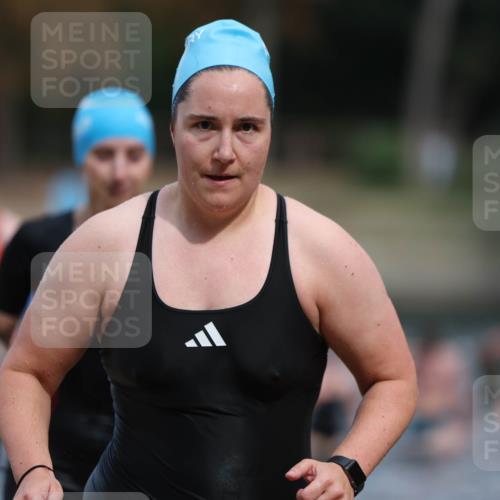 14.09.2025 - Stadtparktriathlon Michael Strokosch http://msf.ph/oto/8875323 14.09.2025 12:54:41 Schwimmen 1434, 1437, 1447, 1465, 1471, 1507 meine-sportfotos.de