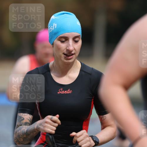 14.09.2025 - Stadtparktriathlon Michael Strokosch http://msf.ph/oto/8875326 14.09.2025 12:54:42 Schwimmen 1434, 1437, 1447, 1465, 1471 meine-sportfotos.de