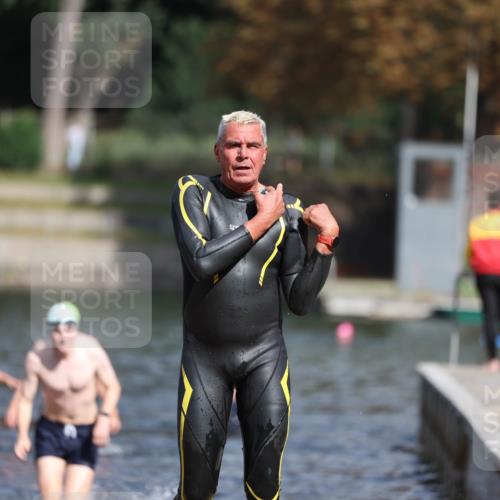 14.09.2025 - Stadtparktriathlon Michael Strokosch http://msf.ph/oto/8875393 14.09.2025 12:55:07 Schwimmen 1477, 1481, 1487, 1489, 1490, 1505 meine-sportfotos.de