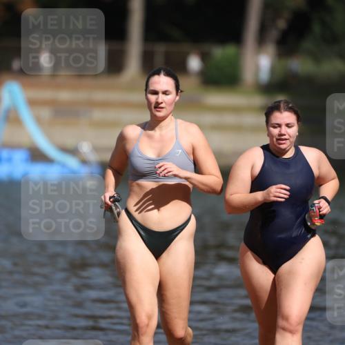 14.09.2025 - Stadtparktriathlon Michael Strokosch http://msf.ph/oto/8875455 14.09.2025 12:55:29 Schwimmen 1455, 1474, 1488 meine-sportfotos.de