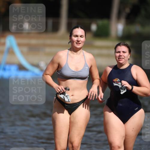 14.09.2025 - Stadtparktriathlon Michael Strokosch http://msf.ph/oto/8875458 14.09.2025 12:55:29 Schwimmen 1455, 1474, 1488 meine-sportfotos.de