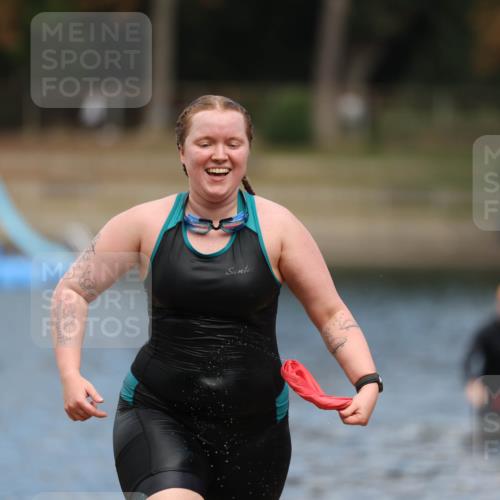 14.09.2025 - Stadtparktriathlon Michael Strokosch http://msf.ph/oto/8875501 14.09.2025 13:02:17 Schwimmen 1429 meine-sportfotos.de