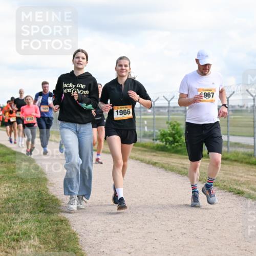 14.09.2025 - Airport Race Dr. Thomas Lammeyer http://msf.ph/oto/8875503 14.09.2025 12:20:20 Laufen 2102, 1920, 1966, 4967 meine-sportfotos.de