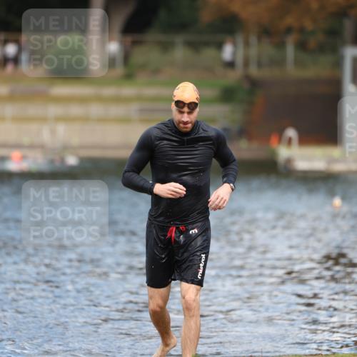 14.09.2025 - Stadtparktriathlon Michael Strokosch http://msf.ph/oto/8875510 14.09.2025 13:02:29 Schwimmen 1475 meine-sportfotos.de