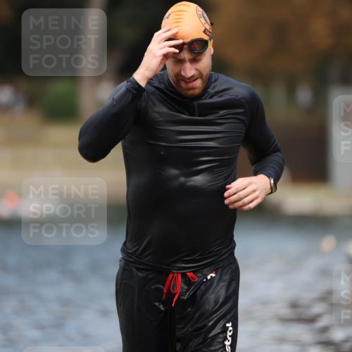 14.09.2025 - Stadtparktriathlon Michael Strokosch http://msf.ph/oto/8875520 14.09.2025 13:02:32 Schwimmen 1475 meine-sportfotos.de