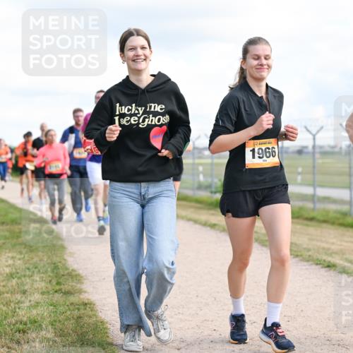 14.09.2025 - Airport Race Dr. Thomas Lammeyer http://msf.ph/oto/8875524 14.09.2025 12:20:21 Laufen 1966, 1967 meine-sportfotos.de
