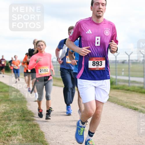 14.09.2025 - Airport Race Dr. Thomas Lammeyer http://msf.ph/oto/8875567 14.09.2025 12:20:24 Laufen 2102, 19, 893 meine-sportfotos.de