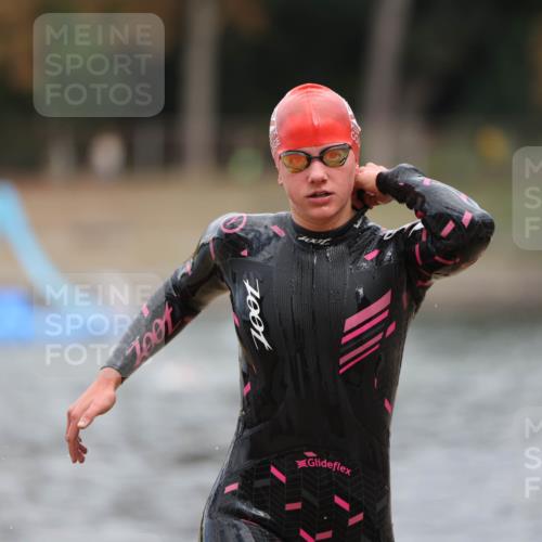 14.09.2025 - Stadtparktriathlon Michael Strokosch http://msf.ph/oto/8875625 14.09.2025 13:07:59 Schwimmen 1537, 1545 meine-sportfotos.de