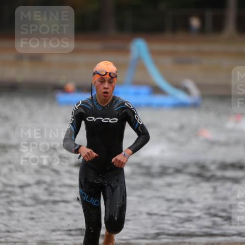 14.09.2025 - Stadtparktriathlon Michael Strokosch http://msf.ph/oto/8875693 14.09.2025 13:08:47 Schwimmen 1526 meine-sportfotos.de