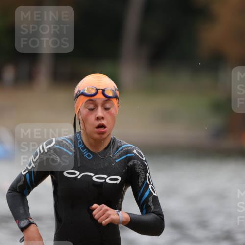 14.09.2025 - Stadtparktriathlon Michael Strokosch http://msf.ph/oto/8875702 14.09.2025 13:08:48 Schwimmen 1526 meine-sportfotos.de