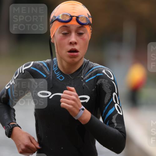 14.09.2025 - Stadtparktriathlon Michael Strokosch http://msf.ph/oto/8875705 14.09.2025 13:08:49 Schwimmen 1526, 1547 meine-sportfotos.de