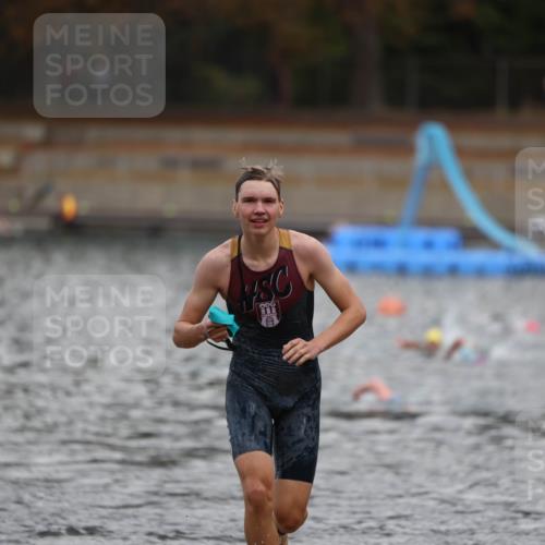 14.09.2025 - Stadtparktriathlon Michael Strokosch http://msf.ph/oto/8875707 14.09.2025 13:08:59 Schwimmen 1530, 1547 meine-sportfotos.de