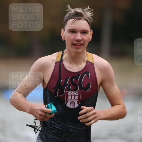 14.09.2025 - Stadtparktriathlon Michael Strokosch http://msf.ph/oto/8875722 14.09.2025 13:09:02 Schwimmen 1530, 1547 meine-sportfotos.de