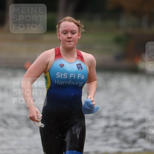 14.09.2025 - Stadtparktriathlon Michael Strokosch http://msf.ph/oto/8875738 14.09.2025 13:09:12 Schwimmen 1525, 1530, 1541 meine-sportfotos.de