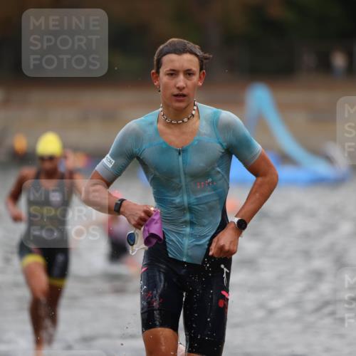 14.09.2025 - Stadtparktriathlon Michael Strokosch http://msf.ph/oto/8875758 14.09.2025 13:09:19 Schwimmen 1525, 1541, 1552 meine-sportfotos.de