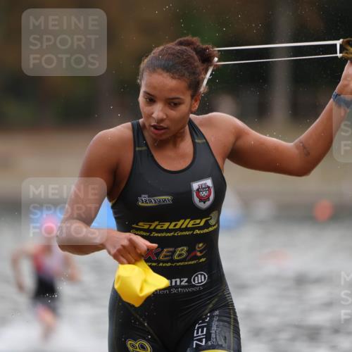 14.09.2025 - Stadtparktriathlon Michael Strokosch http://msf.ph/oto/8875774 14.09.2025 13:09:23 Schwimmen 1525, 1541, 1552 meine-sportfotos.de