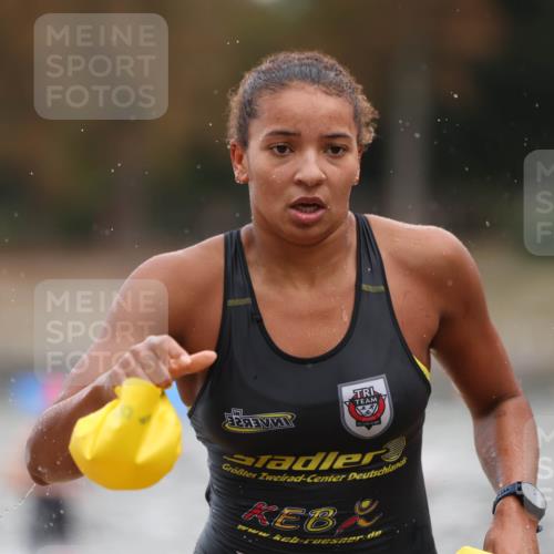 14.09.2025 - Stadtparktriathlon Michael Strokosch http://msf.ph/oto/8875777 14.09.2025 13:09:24 Schwimmen 1525, 1552 meine-sportfotos.de