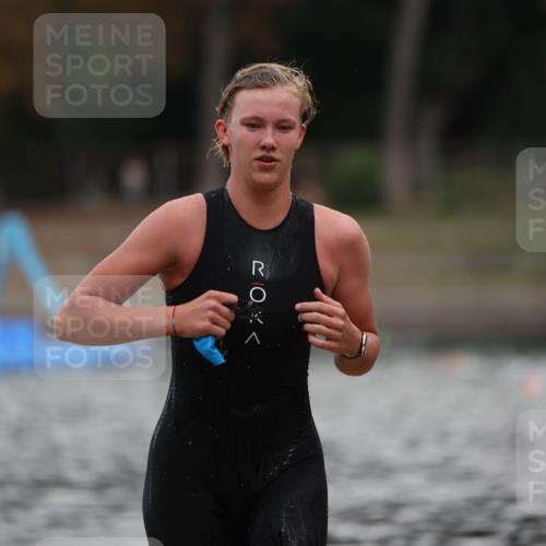 14.09.2025 - Stadtparktriathlon Michael Strokosch http://msf.ph/oto/8875814 14.09.2025 13:09:51 Schwimmen 1538 meine-sportfotos.de