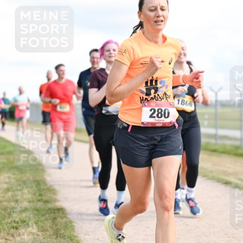 14.09.2025 - Airport Race Dr. Thomas Lammeyer http://msf.ph/oto/8875818 14.09.2025 12:20:38 Laufen 280, 1866, 5, 65 meine-sportfotos.de