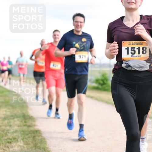 14.09.2025 - Airport Race Dr. Thomas Lammeyer http://msf.ph/oto/8875837 14.09.2025 12:20:39 Laufen 979, 42, 1518, 75, 47, 181, 18 meine-sportfotos.de