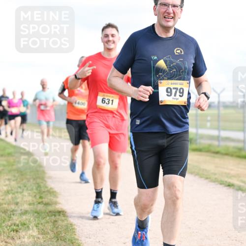 14.09.2025 - Airport Race Dr. Thomas Lammeyer http://msf.ph/oto/8875847 14.09.2025 12:20:39 Laufen 4400, 631, 63, 979 meine-sportfotos.de