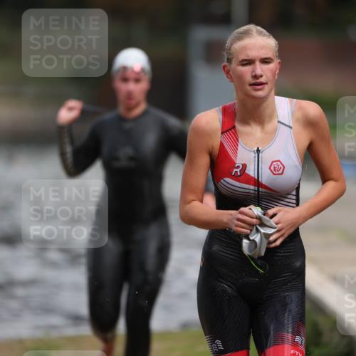 14.09.2025 - Stadtparktriathlon Michael Strokosch http://msf.ph/oto/8875881 14.09.2025 13:10:51 Schwimmen 1531, 1536 meine-sportfotos.de