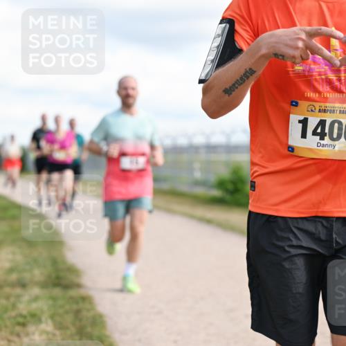 14.09.2025 - Airport Race Dr. Thomas Lammeyer http://msf.ph/oto/8875890 14.09.2025 12:20:42 Laufen 42, 1400, 2020 meine-sportfotos.de
