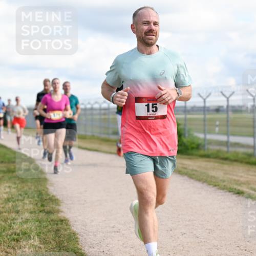 14.09.2025 - Airport Race Dr. Thomas Lammeyer http://msf.ph/oto/8875909 14.09.2025 12:20:43 Laufen 15 meine-sportfotos.de