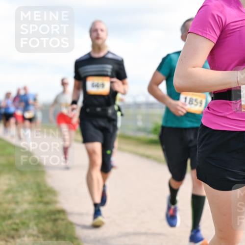14.09.2025 - Airport Race Dr. Thomas Lammeyer http://msf.ph/oto/8875971 14.09.2025 12:20:47 Laufen 1854, 571 meine-sportfotos.de