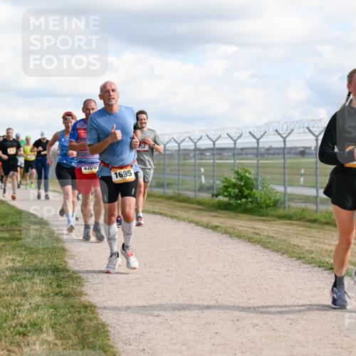 14.09.2025 - Airport Race Dr. Thomas Lammeyer http://msf.ph/oto/8876039 14.09.2025 12:20:51 Laufen 4209, 1695 meine-sportfotos.de