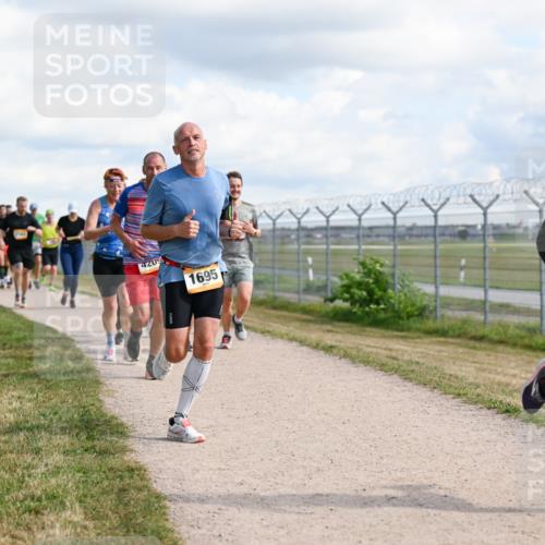 14.09.2025 - Airport Race Dr. Thomas Lammeyer http://msf.ph/oto/8876045 14.09.2025 12:20:51 Laufen 4209, 1695, 324 meine-sportfotos.de