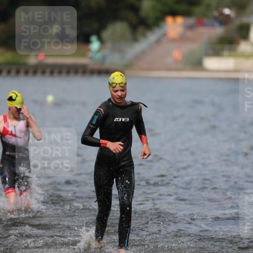 14.09.2025 - Stadtparktriathlon Michael Strokosch http://msf.ph/oto/8876259 14.09.2025 13:16:17 Schwimmen 1576, 1596, 1603, 1605, 1607, 1618 meine-sportfotos.de