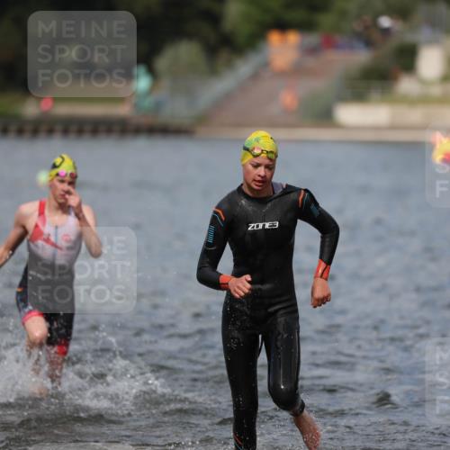 14.09.2025 - Stadtparktriathlon Michael Strokosch http://msf.ph/oto/8876263 14.09.2025 13:16:18 Schwimmen 1576, 1594, 1596, 1603, 1605, 1607, 1618 meine-sportfotos.de