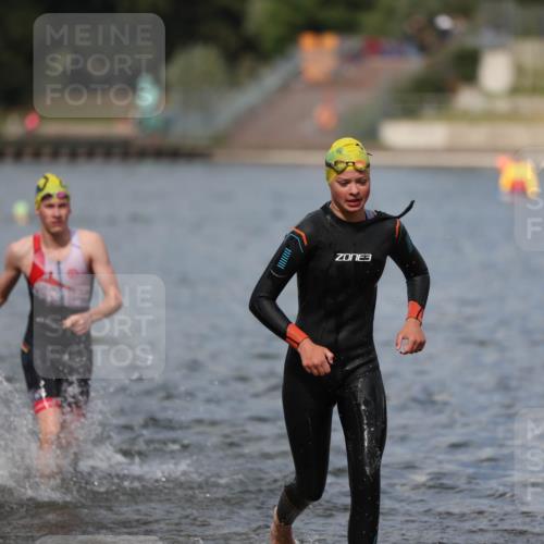 14.09.2025 - Stadtparktriathlon Michael Strokosch http://msf.ph/oto/8876265 14.09.2025 13:16:18 Schwimmen 1576, 1594, 1596, 1603, 1605, 1607, 1618 meine-sportfotos.de
