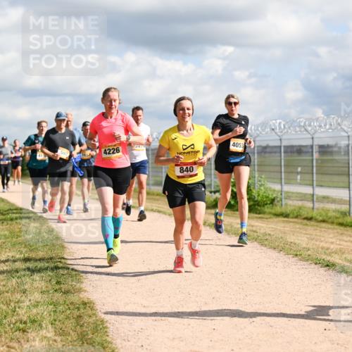 14.09.2025 - Airport Race Dr. Thomas Lammeyer http://msf.ph/oto/8876270 14.09.2025 12:21:05 Laufen 597, 165, 4226, 343, 4053, 840, 200 meine-sportfotos.de