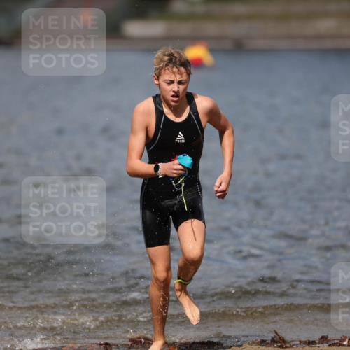 14.09.2025 - Stadtparktriathlon Michael Strokosch http://msf.ph/oto/8876291 14.09.2025 13:16:23 Schwimmen 1576, 1578, 1579, 1594, 1603, 1605, 1607, 1618 meine-sportfotos.de