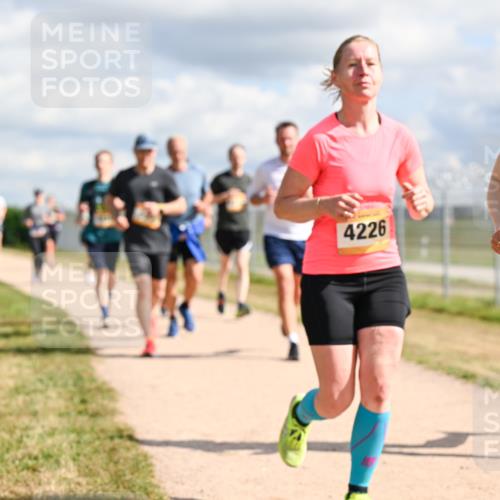 14.09.2025 - Airport Race Dr. Thomas Lammeyer http://msf.ph/oto/8876301 14.09.2025 12:21:07 Laufen 4226, 840 meine-sportfotos.de