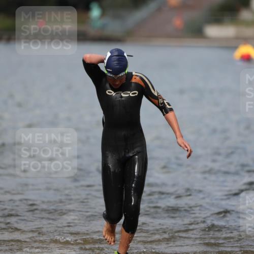 14.09.2025 - Stadtparktriathlon Michael Strokosch http://msf.ph/oto/8876317 14.09.2025 13:16:29 Schwimmen 1578, 1579, 1580, 1594, 1616, 1618 meine-sportfotos.de